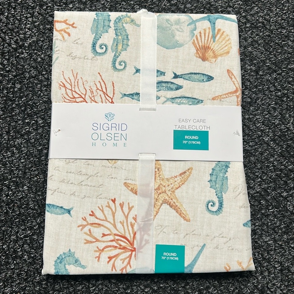 Sigrid Olsen Tropicam Print tablecloth 70” Round Ocean sea Horse starfish Scroll